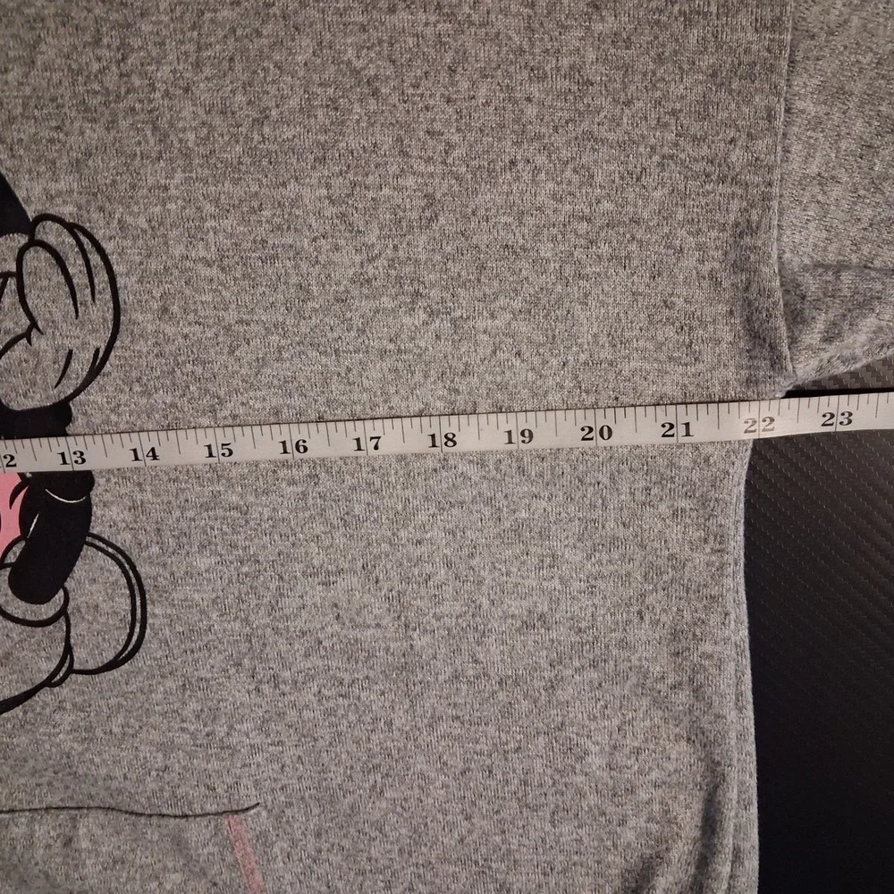 Disney Mickey Mouse Sleep Shirt L Gray Pink Kangaroo Pocket Fleece Nightgown - Picture 9 of 10